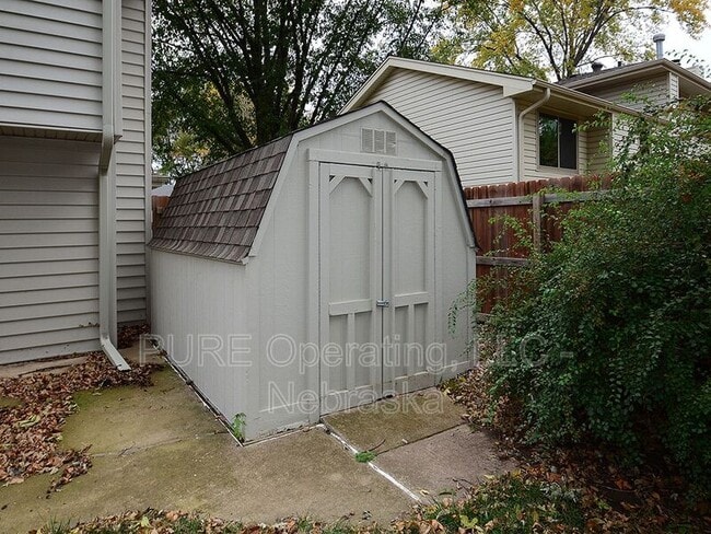 Building Photo - 5723 S 152nd Ave Cir