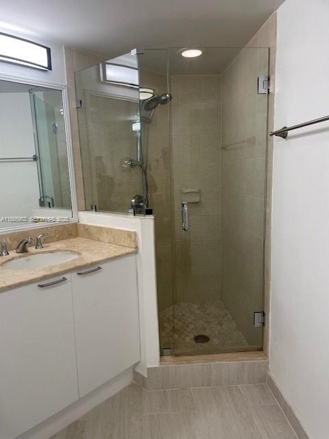 Building Photo - 16699 Collins Ave