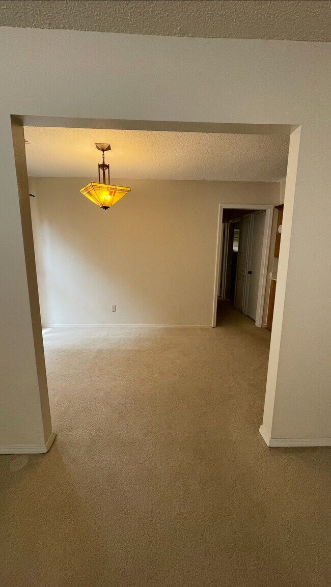 Building Photo - 931 SW 97th St
