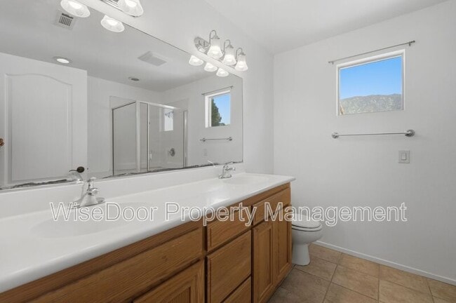 Building Photo - 1087 Waterfall Way