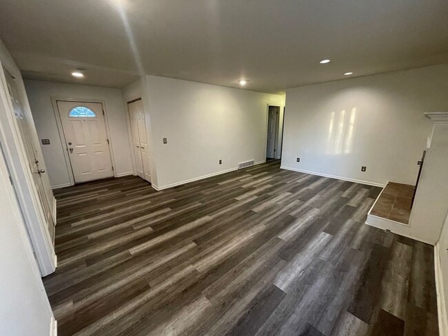 Building Photo - Charming 3bd/1.5ba Ranch in Desirable Royal Oak