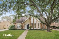 Building Photo - 21419 Park Willow Dr