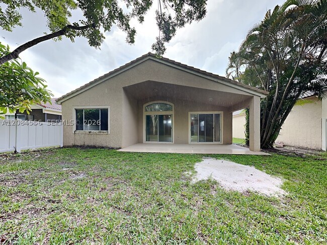 Building Photo - 4803 San Andros