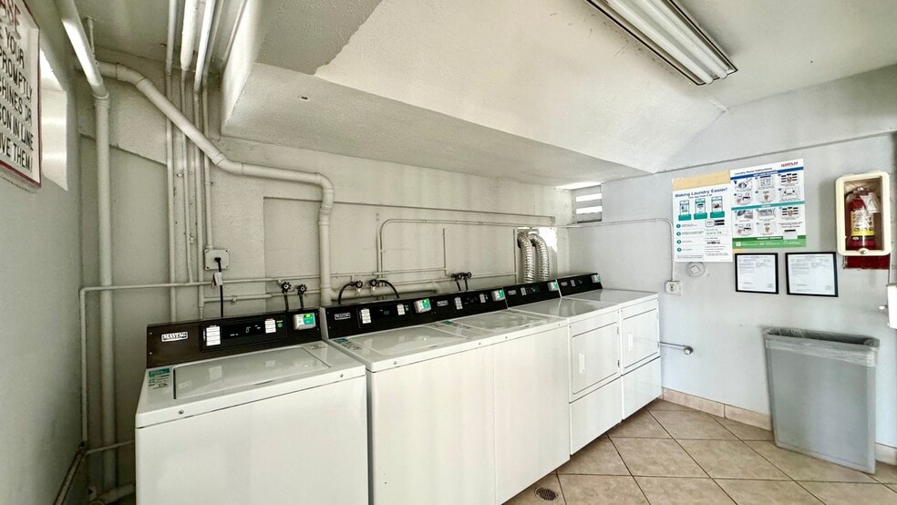On-Site Laundry Facilities - 130 S Shore Dr