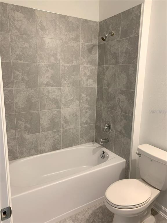 Building Photo - 1926 Niagra Dr