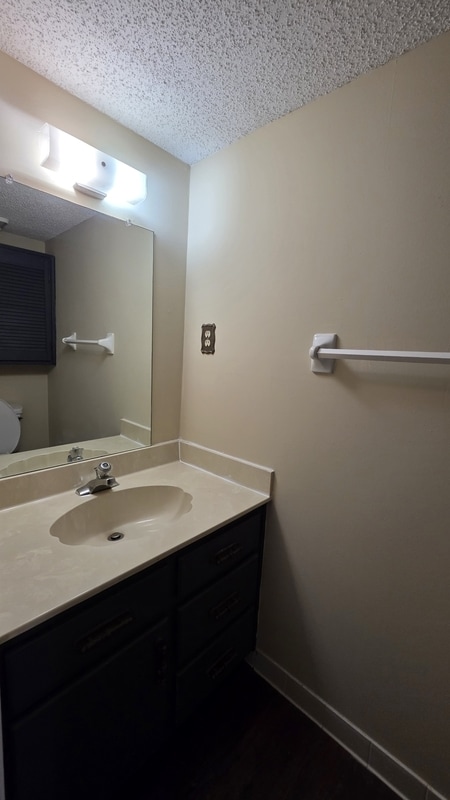 Building Photo - 3089 S Wesley Ct