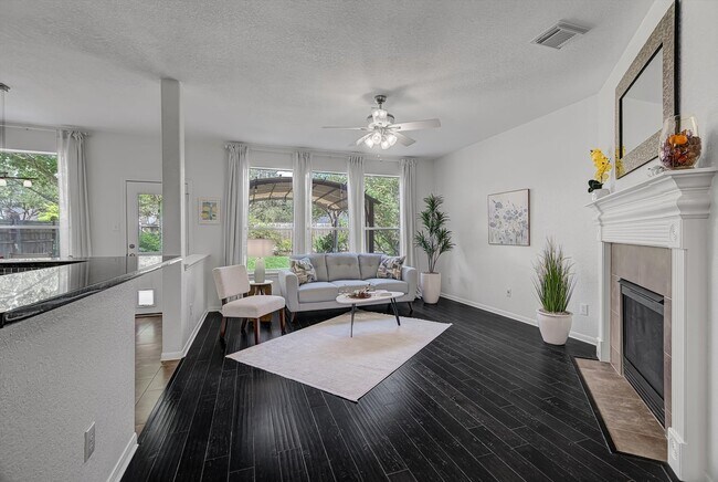 Building Photo - 20950 Field Manor Ln