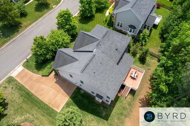 Building Photo - 6018 Red Setter Ln