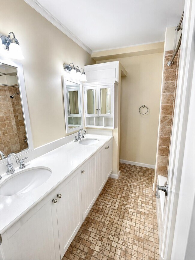 Building Photo - 4807 Esedra Ct