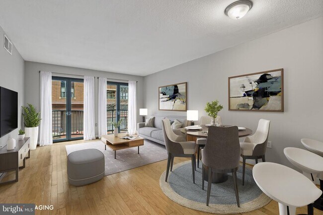 Building Photo - 1117 10th St NW