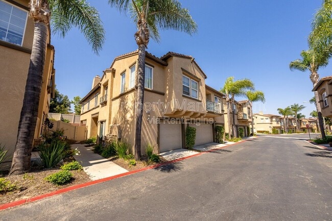 Building Photo - 6223 Avenida De Las Vistas