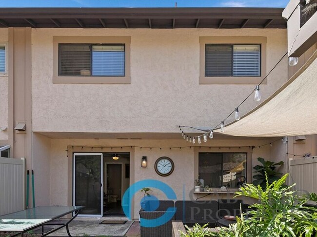 Building Photo - 3431 Fairlomas Rd