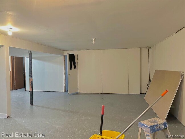 Building Photo - 29916 Brooklane St