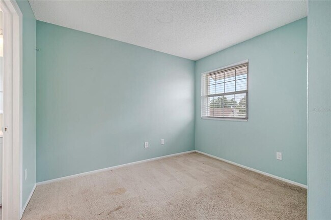 Building Photo - 1025 Wentworth Ct