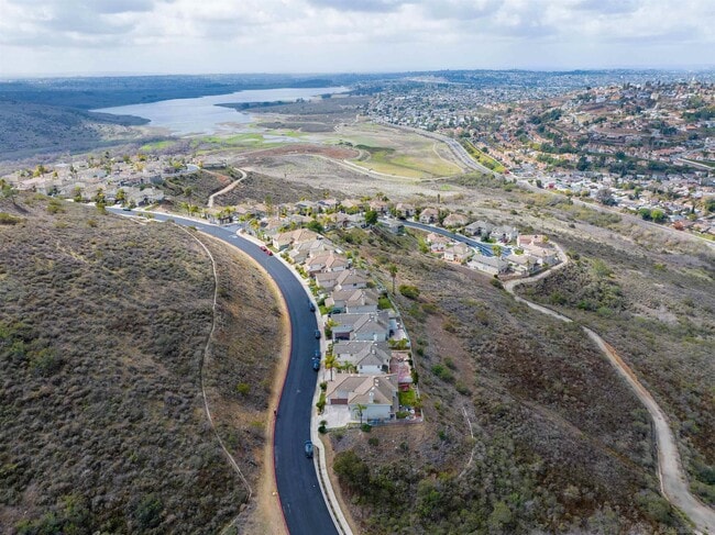 Building Photo - 10394 Valley Waters Dr
