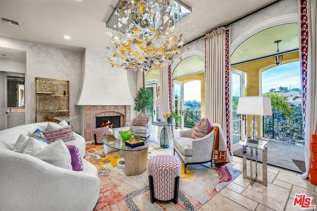 Building Photo - 3110 Benedict Canyon Drive
