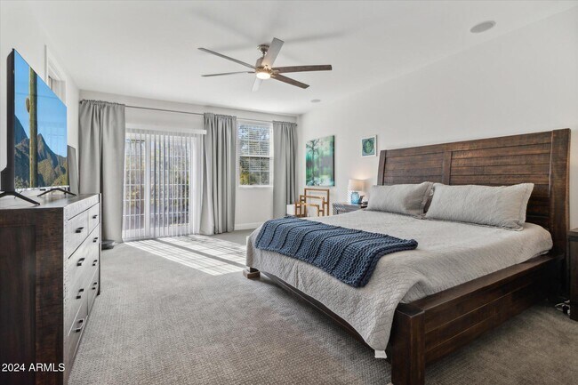 Building Photo - 240 W Missouri Ave