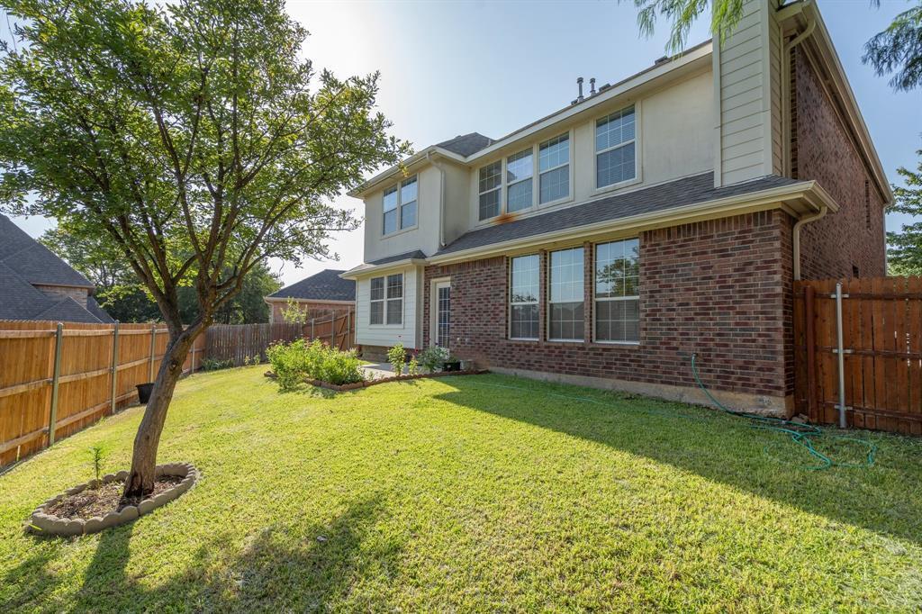 Building Photo - 910 Waterside Dr