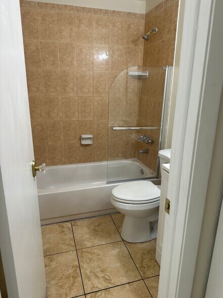 Building Photo - 8460 SW 156th Pl