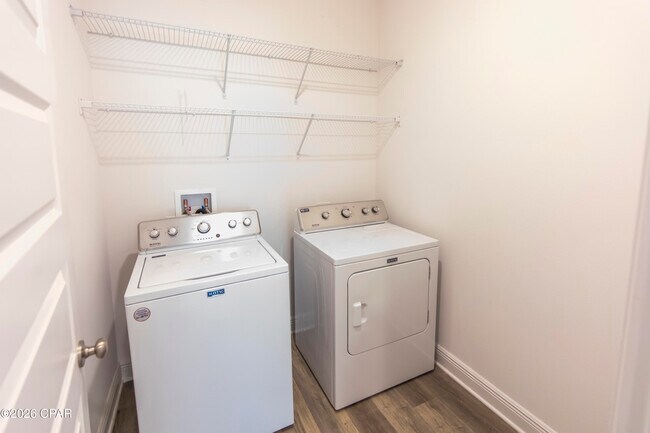 Building Photo - 609 Hancock Wy