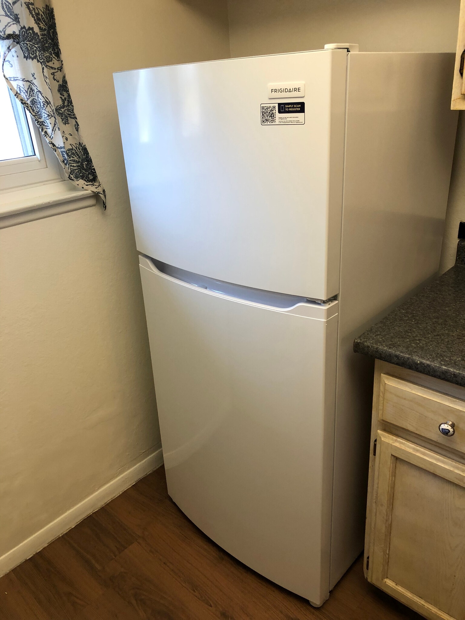 Building Photo - 1006 W Calle del Sol