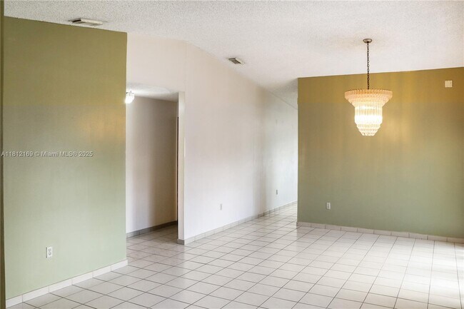 Building Photo - 1200 SW 142nd Ave