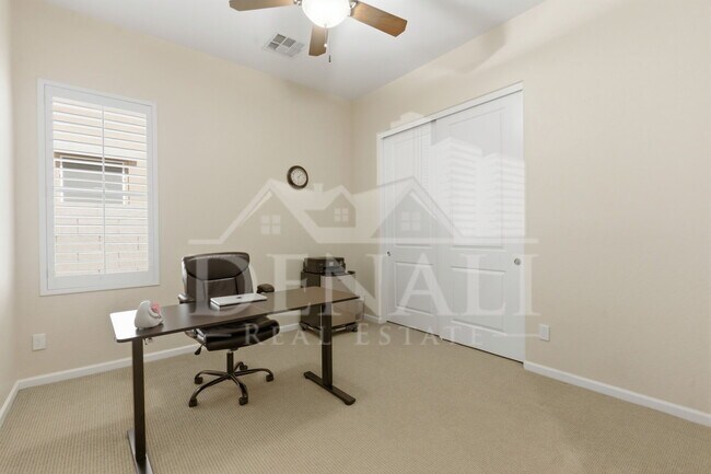 Building Photo - 1159 W Tonto Pl