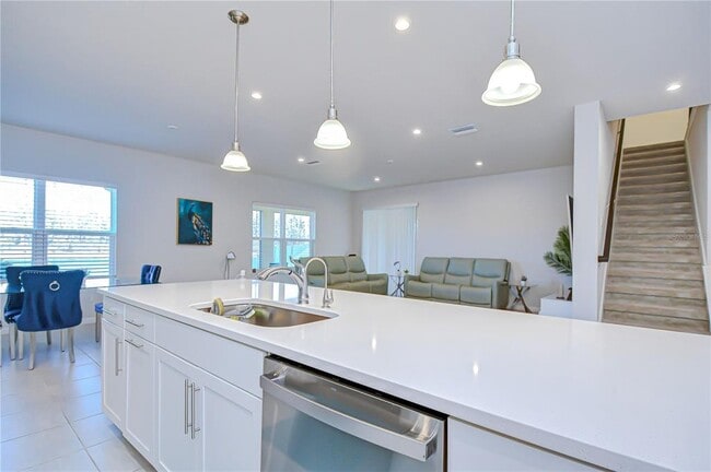 Building Photo - 10422 Gliding Eagle Wy