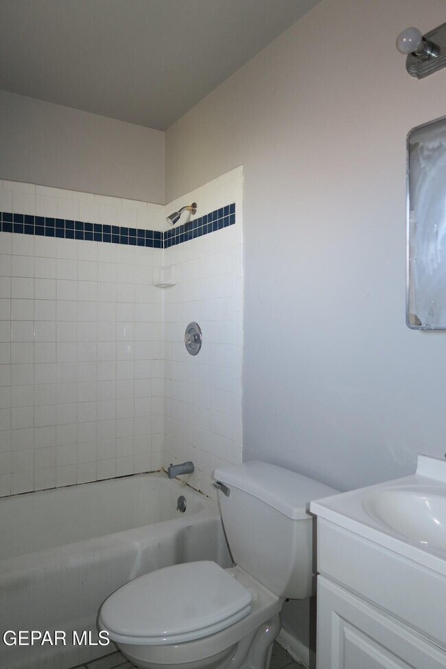 Building Photo - 4023 Thomason Ave