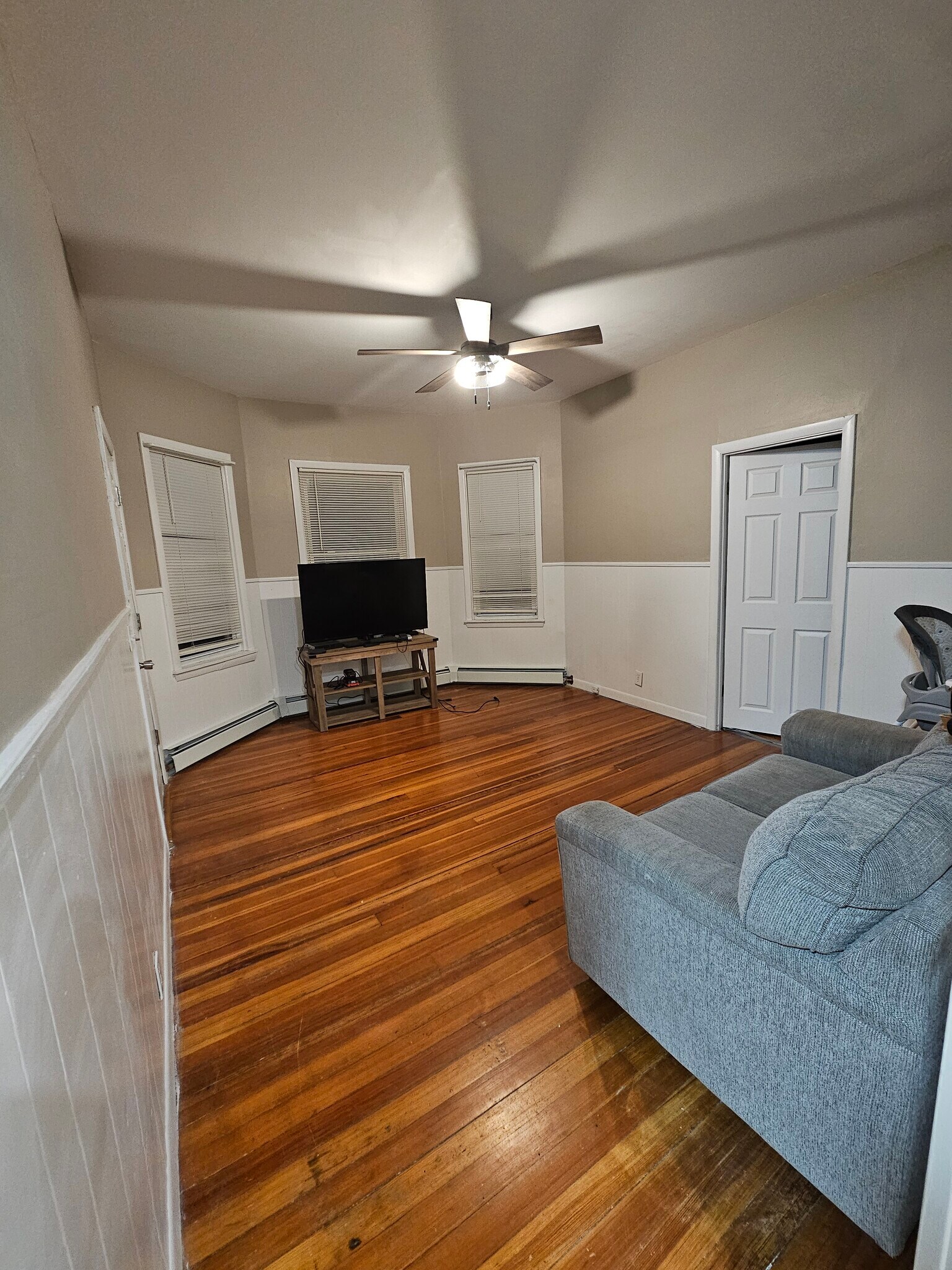 Building Photo - 46 Bay St