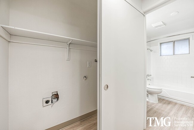 Building Photo - 3505 K St