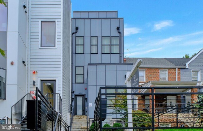 Building Photo - 1632 K St NE