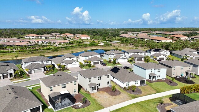 Building Photo - 12744 Lateral Root Dr