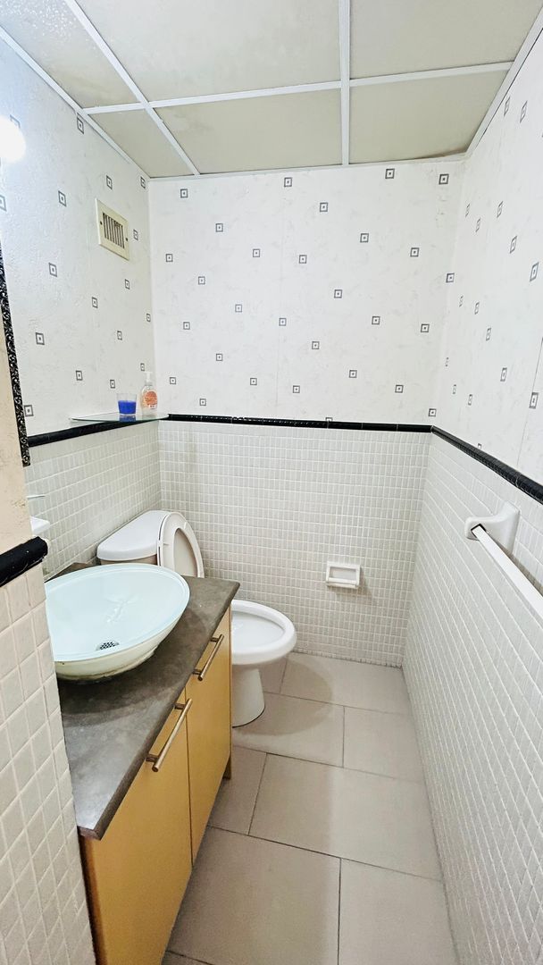 Building Photo - Stunning Waterfront One-Bedroom Apartment with Spectacular Views!