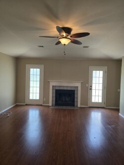 Building Photo - 500 E Kansas St