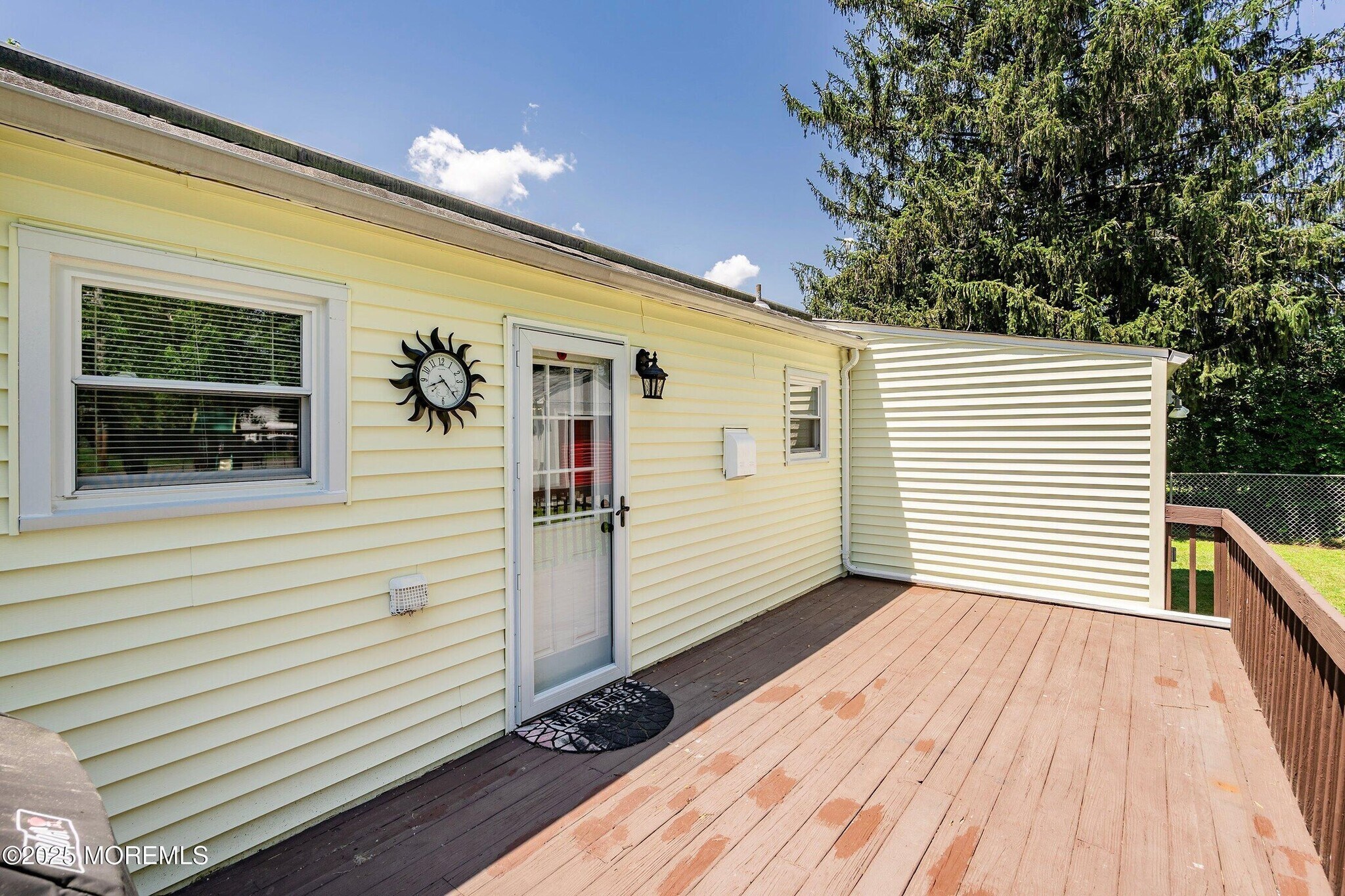 Building Photo - 6 Redwood Rd