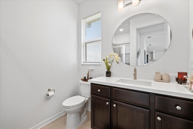 Building Photo - 12195 Stirrup Dr