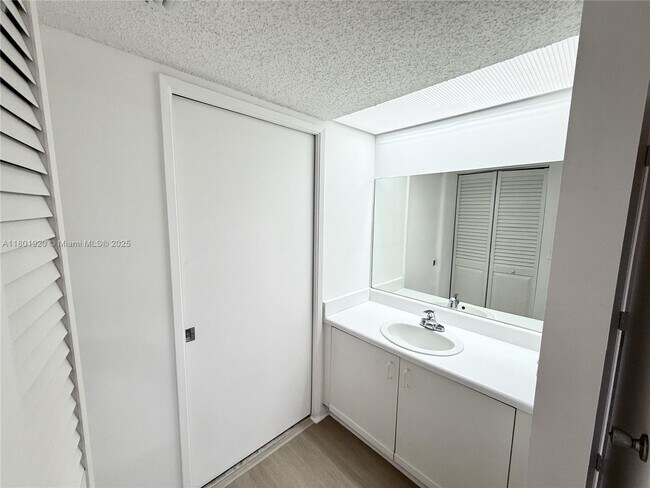 Building Photo - 12650 SW 15th St
