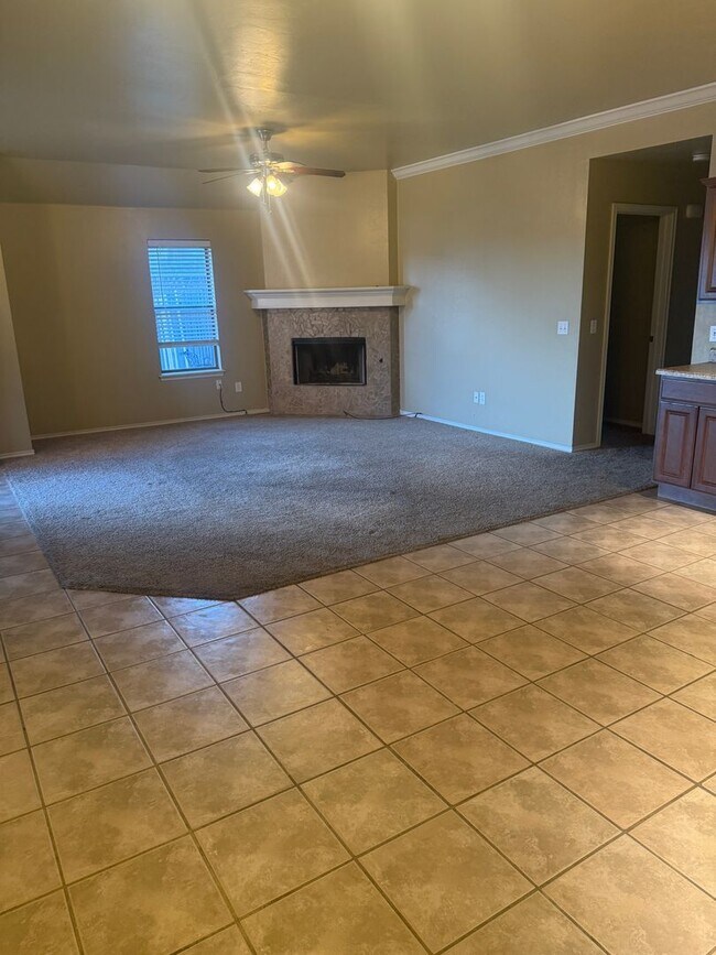 Building Photo - 10305 NW 38th Terrace