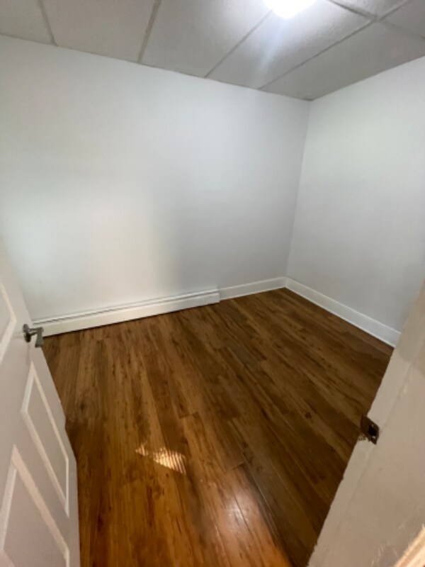 Building Photo - 86 Oak St