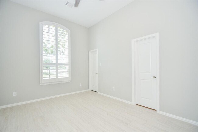 Building Photo - 30518 Night Heron Ln