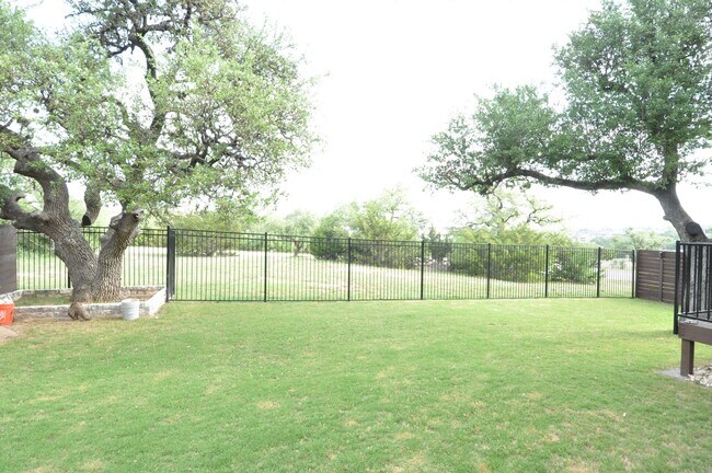 Building Photo - Gorgeous Home with Green Belt view!