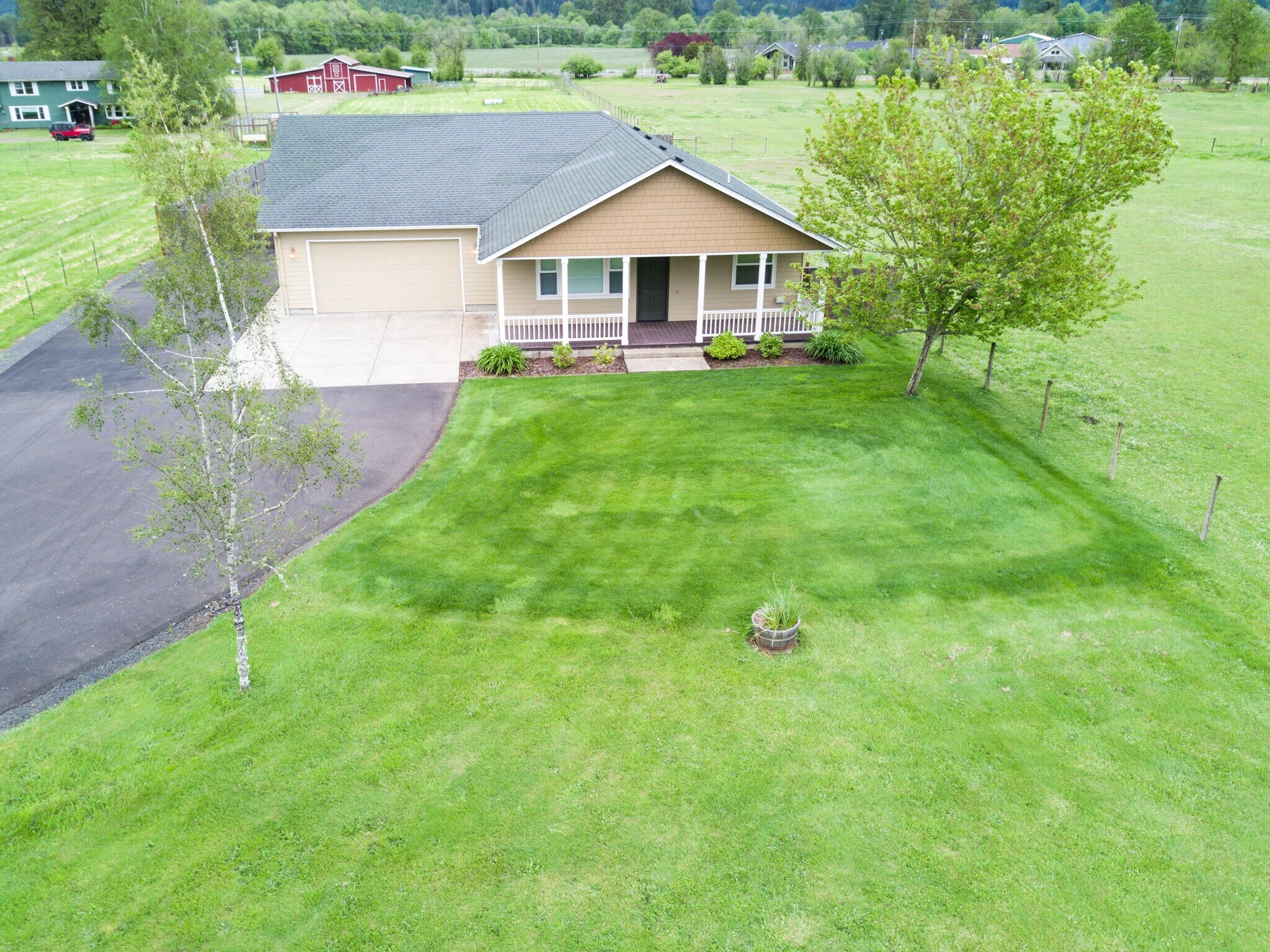 Building Photo - 91351 Donna Rd