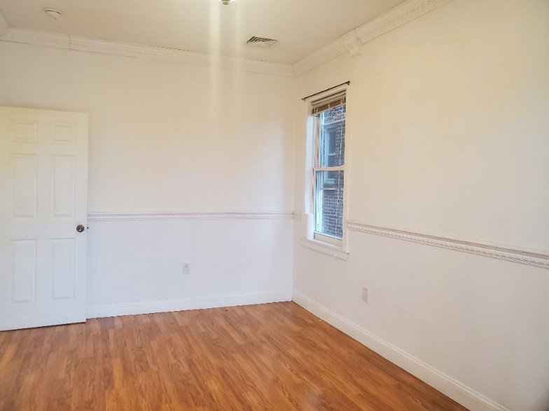 Building Photo - 1012 Palisade Ave