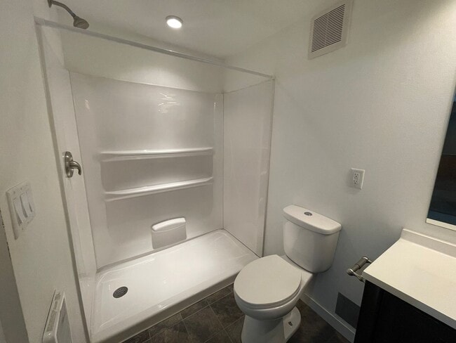 Building Photo - Partially Furnished 3-Bedroom Home in North Fargo!