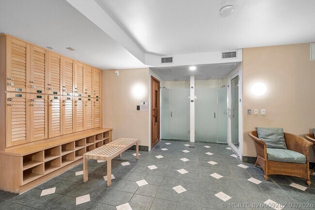Building Photo - 3100 N Ocean Blvd