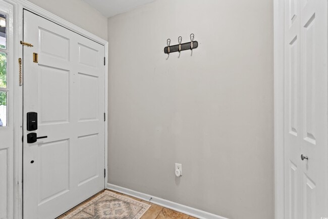 Building Photo - 501 44th Ave N