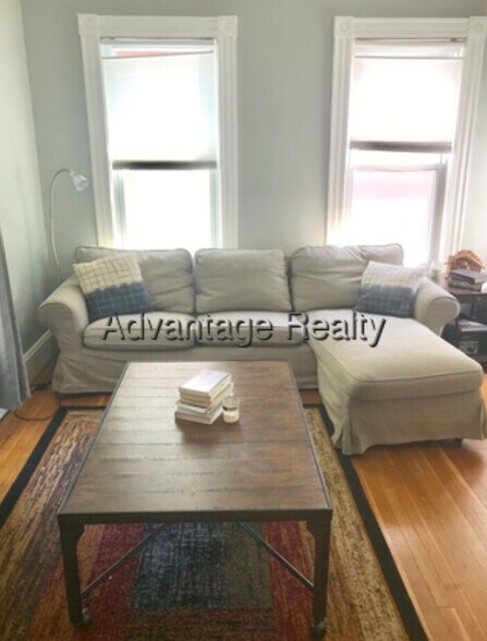 Primary Photo - 15 Jaques St