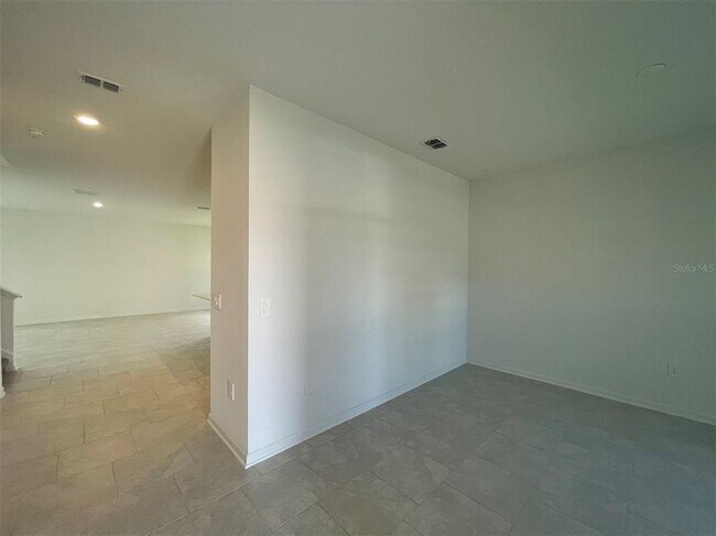 Building Photo - 2165 Sweet Honey Ln