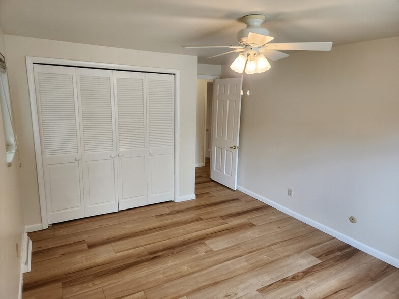 Upstairs Bedroom - 216 Mohawk Dr